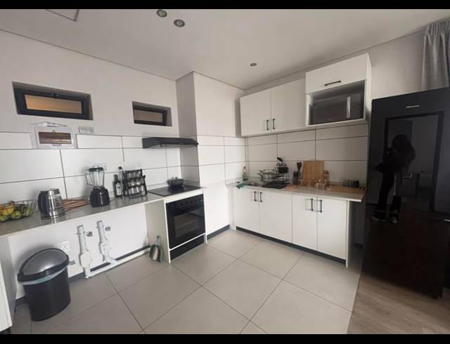 1 BEDROOM PROPERTY TO RENT IN ILLOVO